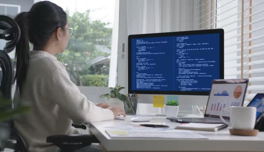 龙华区企业数字化解决方案:机器学习赋能商业模式升级的核心路径